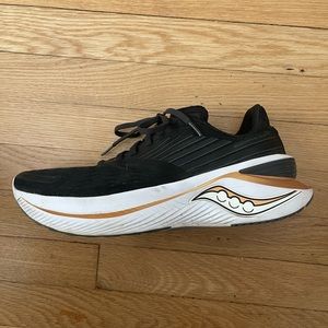 Saucony Endorphin Shift 3, Mens sz 11